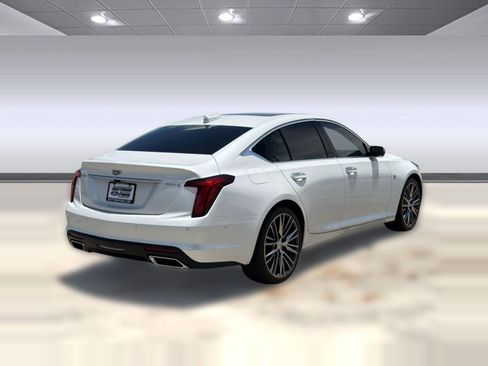 Used 2025 Cadillac CT5 Premium Luxury RWD image 9