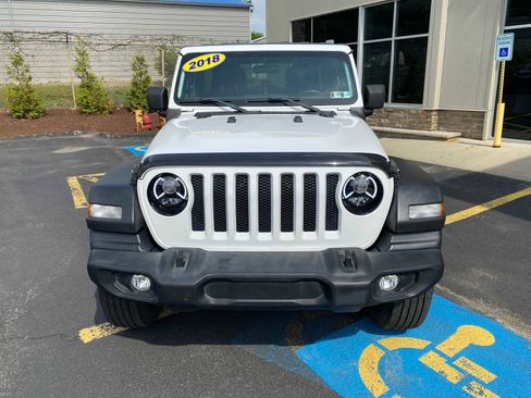Used 2018 Jeep Wrangler Unlimited Sport S AWD/4WD image 37