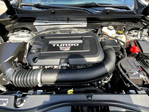 Used 2023 Cadillac XT4 Premium Luxury image 35