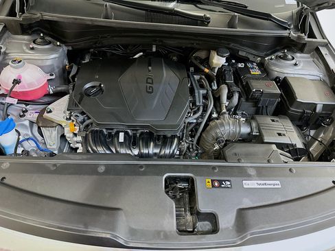 Used 2025 Kia Sportage LX image 33