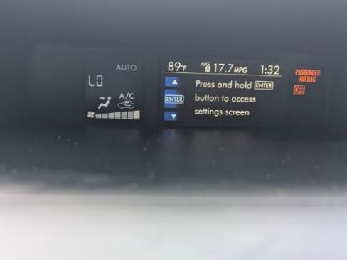 Used 2017 Subaru Forester 2.5i Touring AWD/4WD image 36