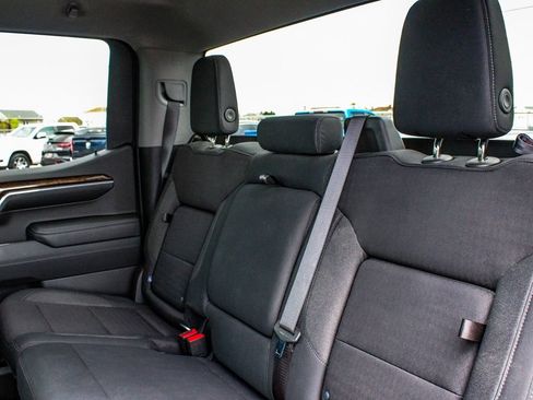 Used 2024 GMC Sierra 1500 Elevation image 32