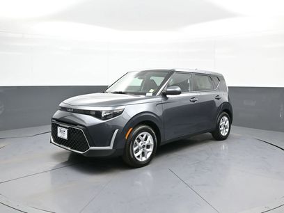 Certified 2025 Kia Soul S