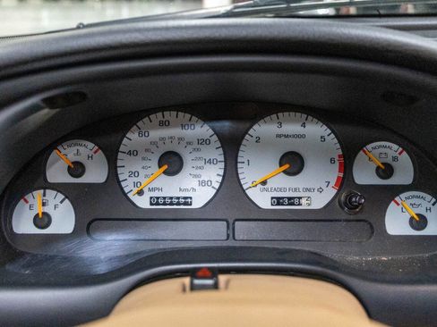 Used 1994 Ford Mustang GT image 24