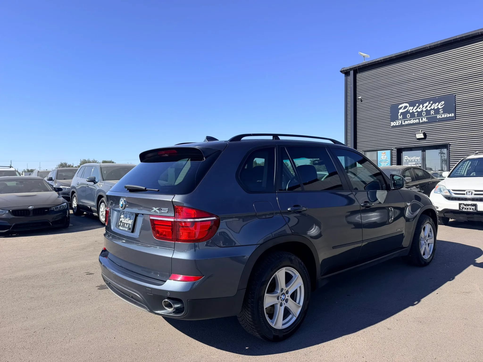 Used 2011 BMW X5 xDrive35d AWD/4WD image 4