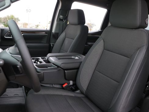 New 2026 GMC Sierra 1500 Elevation w/ LPO, Elevation Black Package image 14