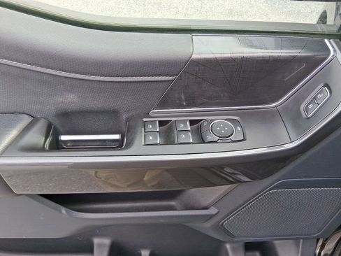 Used 2022 Ford F150 XLT w/ Equipment Group 302A High image 9