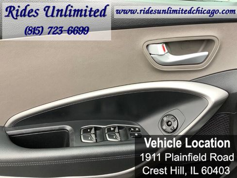 Used 2014 Hyundai Santa Fe GLS image 12