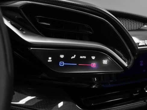 Used 2023 Ferrari SF90 Spider image 65