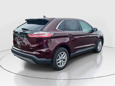 Used 2021 Ford Edge SEL w/ Convenience Package AWD/4WD image 4
