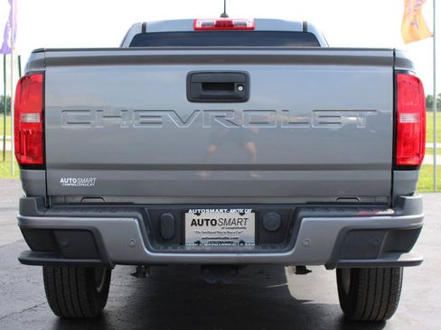 Used 2022 Chevrolet Colorado LT w/ Fleet Safety Package RWD image 5