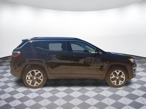 Used 2020 Jeep Compass Limited w/ Safety & Security Group AWD/4WD image 8