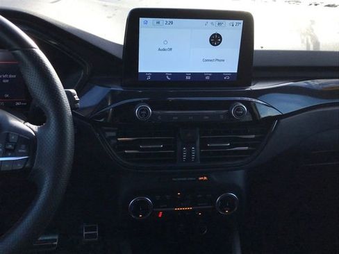 Used 2024 Ford Escape ST-Line image 9