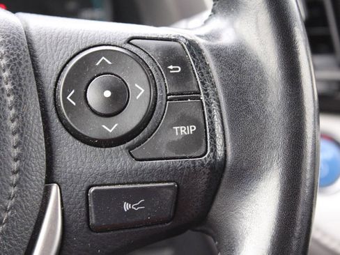 Used 2017 Toyota RAV4 XLE image 31