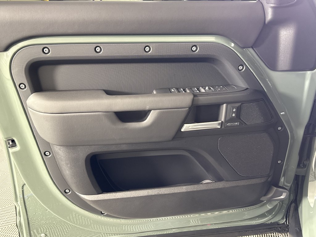 New 2026 Land Rover Defender 110 AWD/4WD image 16