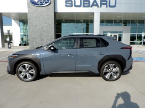 Used 2023 Subaru Solterra AWD image 8