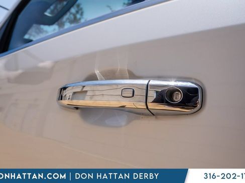 Used 2023 Chevrolet Silverado 1500 LTZ AWD/4WD image 36