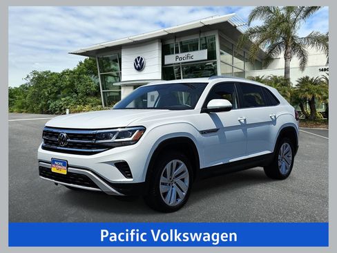 Used 2023 Volkswagen Atlas Cross Sport SE FWD image 1