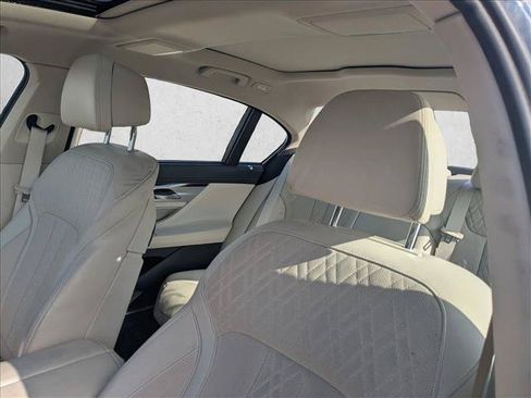 Used 2017 BMW 750i xDrive AWD/4WD image 14