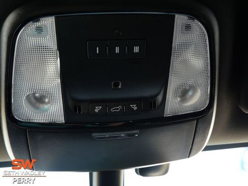 Used 2025 Dodge Durango GT AWD/4WD image 33