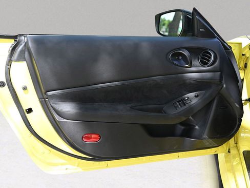 Used 2024 Nissan Z Performance image 32