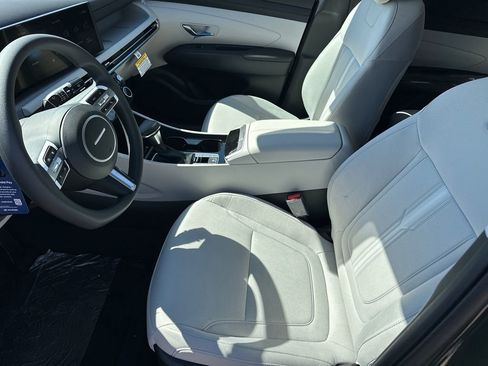 New 2026 Hyundai Tucson SEL image 9