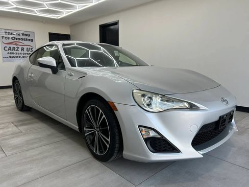 Used 2014 Scion FR-S RWD image 5