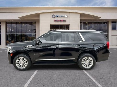 Certified 2023 GMC Yukon SLT w/ SLT Luxury Package RWD image 10