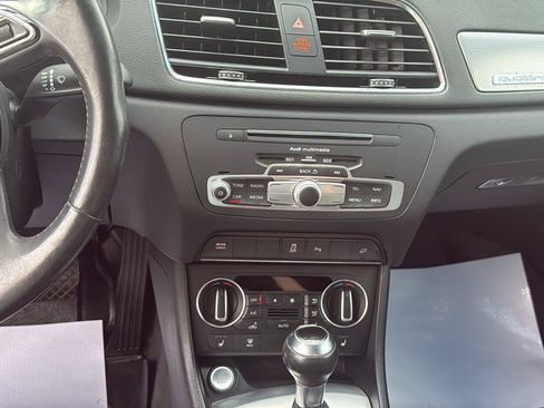 Used 2016 Audi Q3 2.0T Prestige AWD/4WD image 16