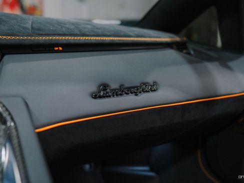 Used 2021 Lamborghini Aventador SVJ image 29