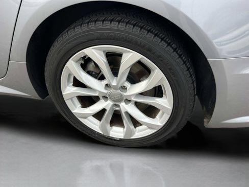 Used 2017 Audi A6 2.0T Premium image 36