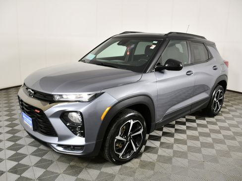 Used 2021 Chevrolet TrailBlazer RS w/ Sun and Liftgate Package image 10