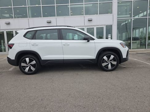 New 2026 Volkswagen Taos S AWD/4WD image 3