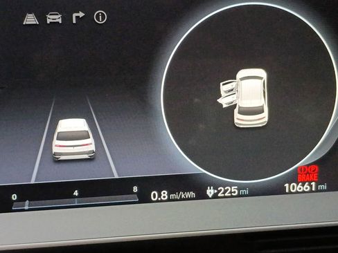 Used 2023 Hyundai Ioniq 5 SE image 25