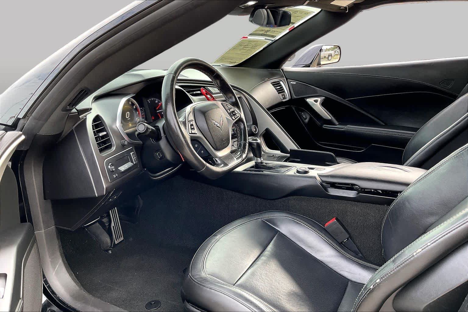 Used 2018 Chevrolet Corvette Stingray Convertible w/ 2LT Preferred Equipment Group RWD image 14