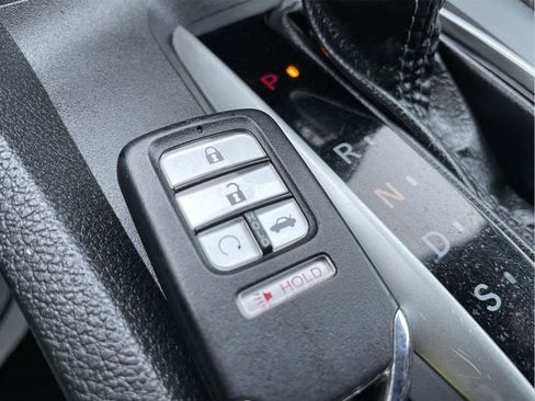 Used 2019 Honda Civic Sport image 32