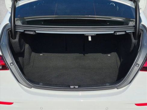 Used 2022 Mercedes-Benz E 350 Sedan image 6