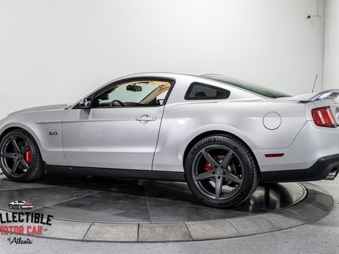 Used 2011 Ford Mustang GT Premium image 14