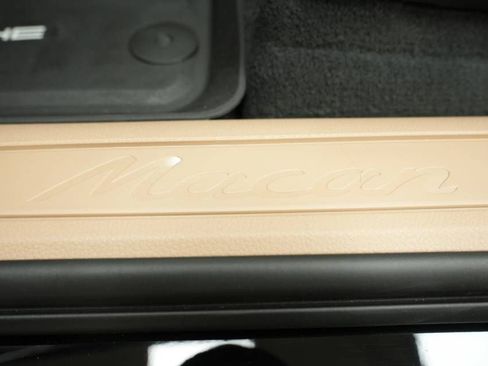 New 2026 Porsche Macan image 31