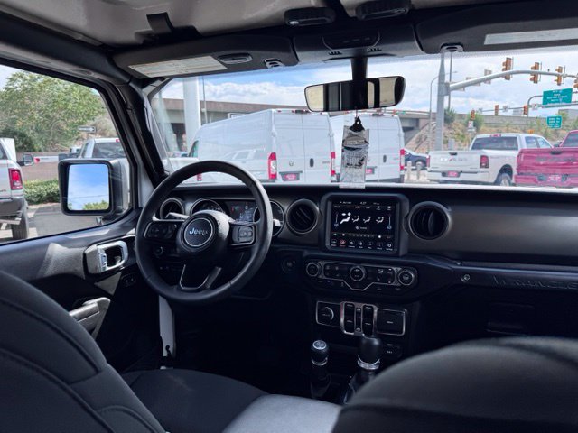 Used 2023 Jeep Wrangler Unlimited w/ Cold Weather Group AWD/4WD image 16