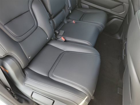 New 2026 Nissan Armada SV image 18