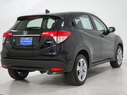Used 2022 Honda HR-V LX image 11