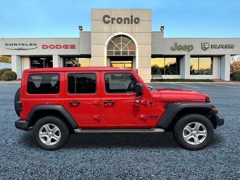 Used 2023 Jeep Wrangler Unlimited Sport w/ Sun And Sound Package AWD/4WD image 2