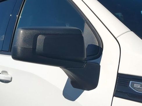 Used 2023 GMC Sierra 1500 Elevation image 12