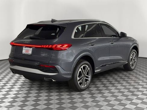 New 2026 Audi Q5 Premium Plus image 9