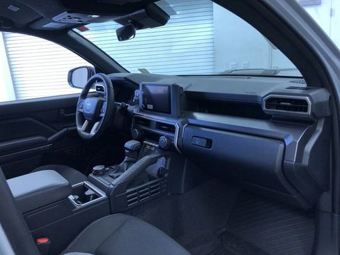 New 2026 Toyota 4Runner TRD Sport AWD/4WD image 15