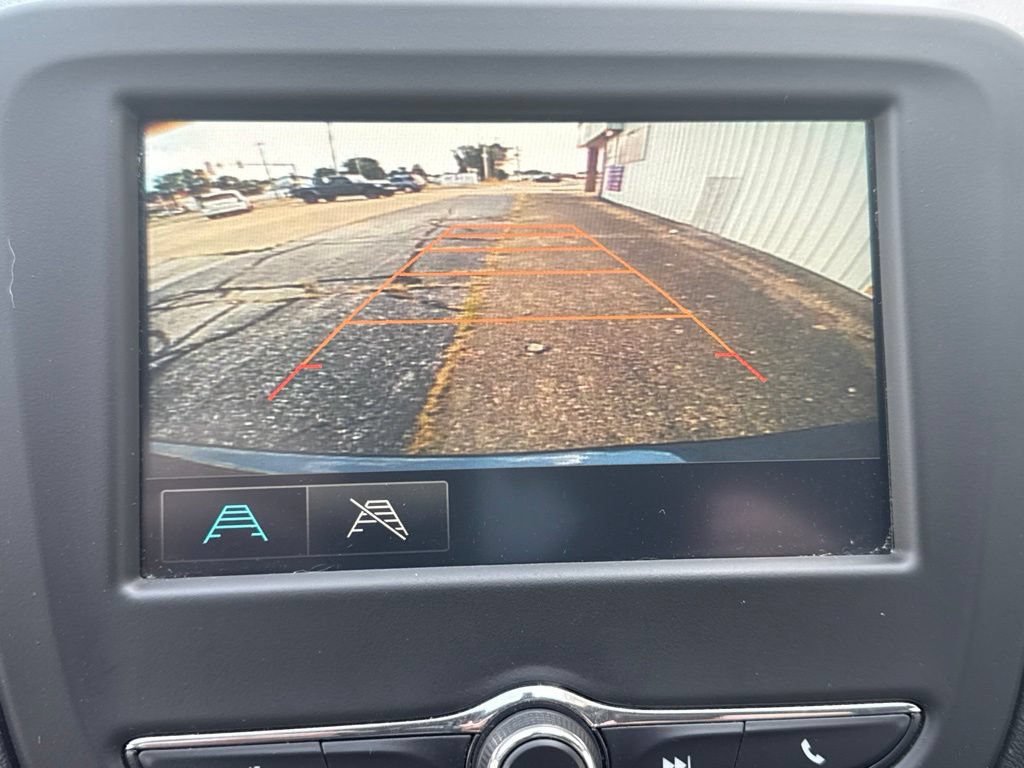 Used 2018 Chevrolet Equinox LT FWD image 26