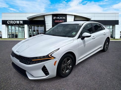 Used 2023 Kia K5 LXS FWD image 1