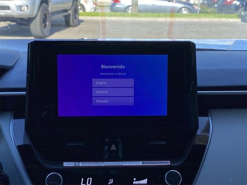 Certified 2025 Toyota Corolla SE image 27