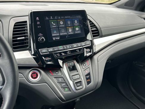 Used 2023 Honda Odyssey Sport image 27